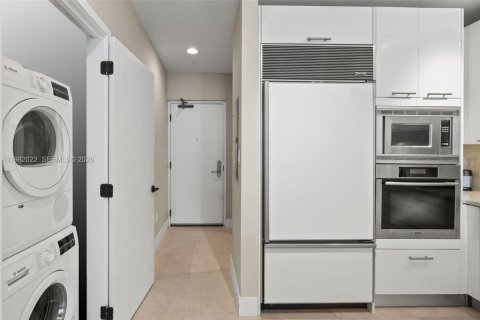 Copropriété à louer à Miami Beach, Floride: 1 chambre, 85.47 m2 № 2080165 - photo 12