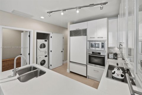 Copropriété à louer à Miami Beach, Floride: 1 chambre, 85.47 m2 № 2080165 - photo 11