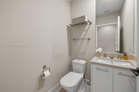 Copropriété à louer à Miami Beach, Floride: 1 chambre, 85.47 m2 № 2080165 - photo 18