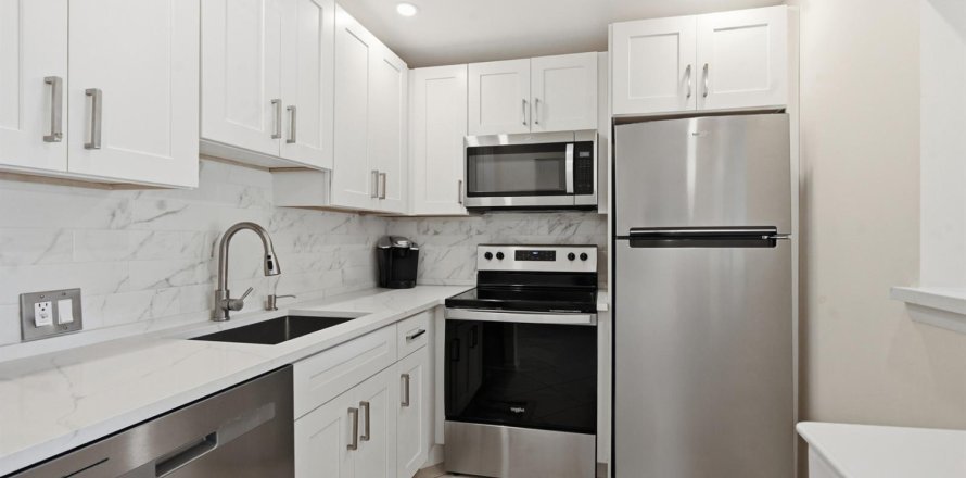 Condominio en Boca Raton, Florida, 1 dormitorio  № 2086517