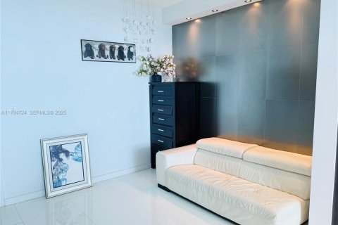 Купить кондоминиум в Майами, Флорида 1 спальня, 87.14м2, № 2053339 - фото 14