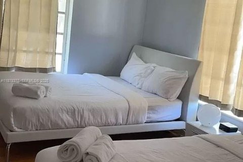 Купить виллу или дом в Холливуд, Флорида 5 спален, 335.38м2, № 2035733 - фото 14