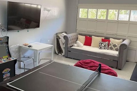 Купить виллу или дом в Холливуд, Флорида 5 спален, 335.38м2, № 2035733 - фото 10