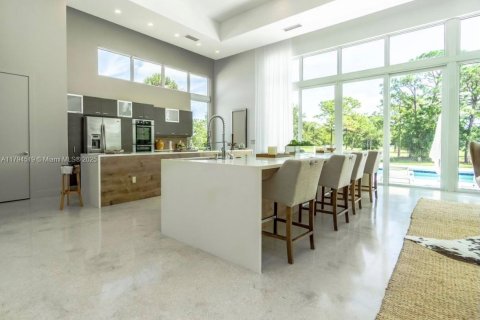 Villa ou maison à vendre à Jupiter, Floride: 5 chambres, 1207.73 m2 № 1861240 - photo 15