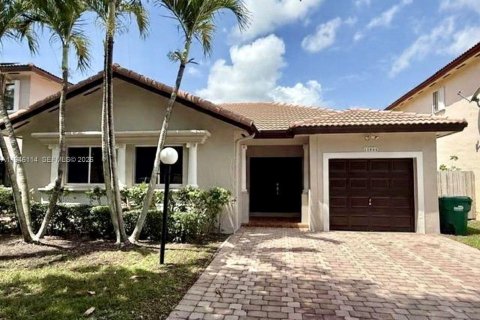 Villa ou maison à Miami, Floride 3 chambres, 137.77 m2 № 2089674