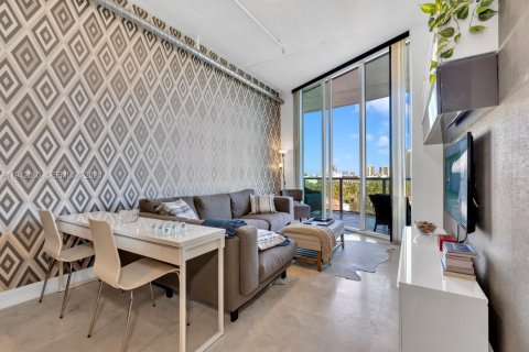 Condominio en venta en Aventura, Florida, 2 dormitorios, 75.81 m2 № 2089373 - foto 8