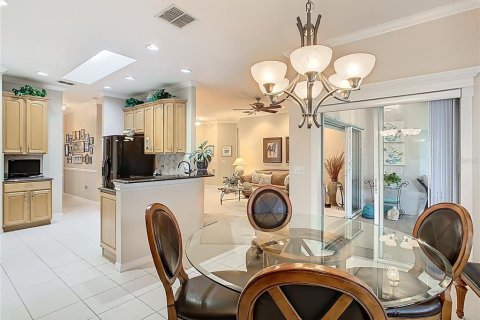 Casa en venta en Kissimmee, Florida, 2 dormitorios, 148.27 m2 № 1908636 - foto 12