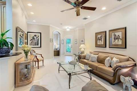 Casa en venta en Kissimmee, Florida, 2 dormitorios, 148.27 m2 № 1908636 - foto 11