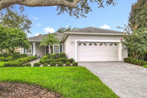 Casa en venta en Kissimmee, Florida, 2 dormitorios, 148.27 m2 № 1908636 - foto 1