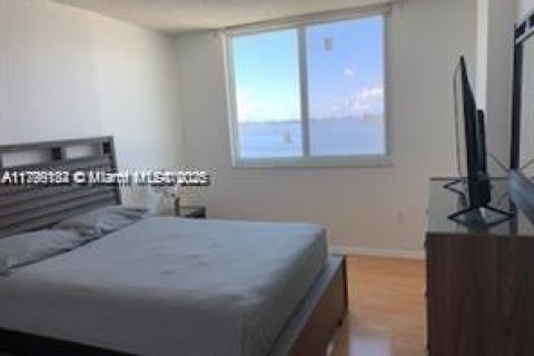 Copropriété à louer à Sunny Isles Beach, Floride: 2 chambres, 113.34 m2 № 1860968 - photo 28