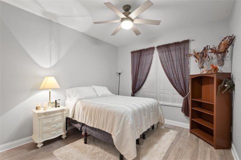 Villa ou maison à vendre à Lutz, Floride: 4 chambres, 197.88 m2 № 1836947 - photo 10