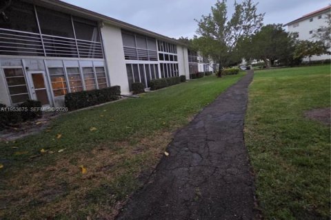 Copropriété à vendre à Coconut Creek, Floride: 2 chambres, 119.94 m2 № 2153278 - photo 22