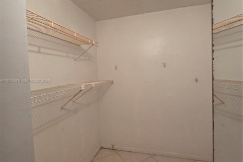 Copropriété à vendre à Coconut Creek, Floride: 2 chambres, 119.94 m2 № 2153278 - photo 16