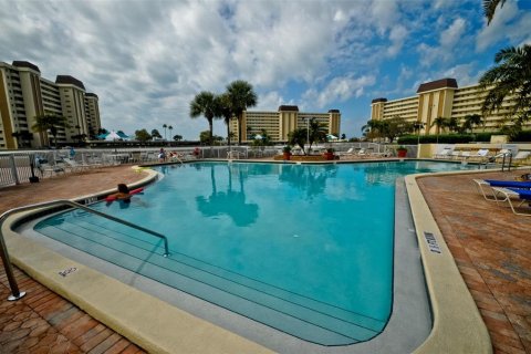 Condo in Saint Petersburg, Florida, 1 bedroom № 2150034 - photo 27
