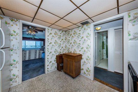 Condo in Saint Petersburg, Florida, 1 bedroom № 2150034 - photo 10