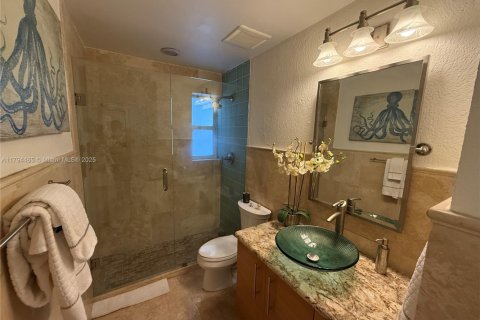 Villa ou maison à vendre à Miami, Floride: 3 chambres, 158.03 m2 № 1697504 - photo 16