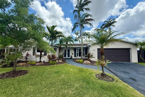 Villa ou maison à vendre à Miami, Floride: 3 chambres, 158.03 m2 № 1697504 - photo 1