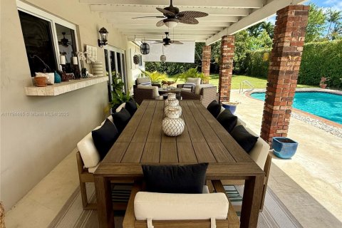 Villa ou maison à vendre à Miami, Floride: 3 chambres, 158.03 m2 № 1697504 - photo 18