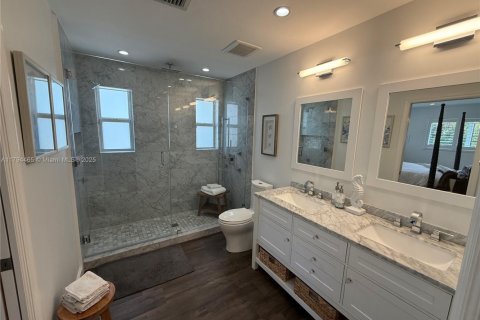 Villa ou maison à vendre à Miami, Floride: 3 chambres, 158.03 m2 № 1697504 - photo 11