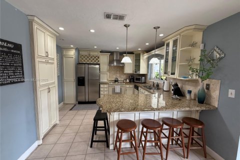 Villa ou maison à vendre à Miami, Floride: 3 chambres, 158.03 m2 № 1697504 - photo 8
