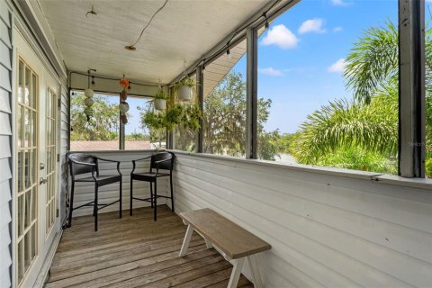 House in New Port Richey, Florida 3 bedrooms, 126.35 sq.m. № 1883700 - photo 28