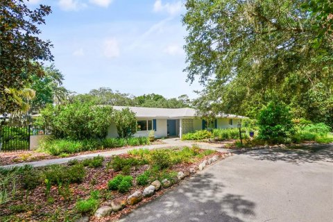 Casa en Oviedo, Florida 4 dormitorios, 285.02 m2 № 2239247