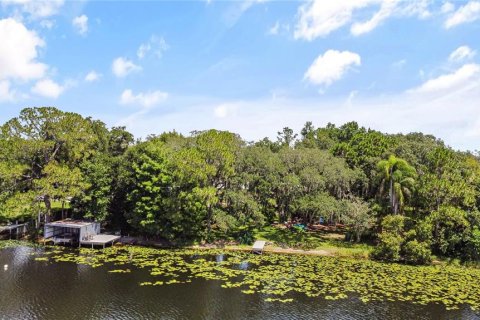 House in Oviedo, Florida 4 bedrooms, 285.02 sq.m. № 2239247 - photo 4