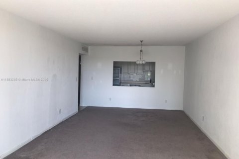 Снять в аренду кондоминиум в Санни-Айлс-Бич, Флорида 1 спальня, 93.37м2, № 1978289 - фото 7