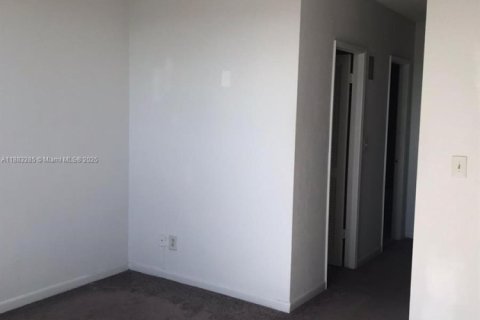 Снять в аренду кондоминиум в Санни-Айлс-Бич, Флорида 1 спальня, 93.37м2, № 1978289 - фото 11