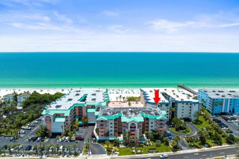 Condominio en venta en Indian Shores, Florida, 2 dormitorios, 128.21 m2 № 1866003 - foto 1