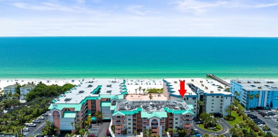 Condominio en Indian Shores, Florida, 2 dormitorios № 1866003