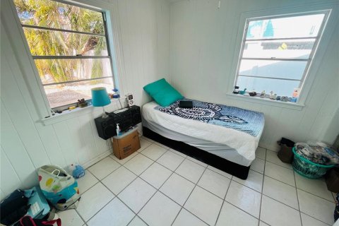 Commercial property in Holmes Beach, Florida 4 bedrooms, 140.93 sq.m. № 1426711 - photo 17