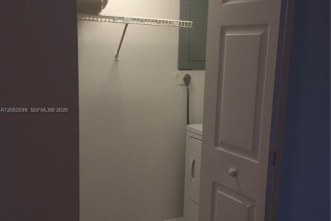Снять в аренду кондоминиум в Мирамар, Флорида 2 спальни, 76.18м2, № 2066443 - фото 17