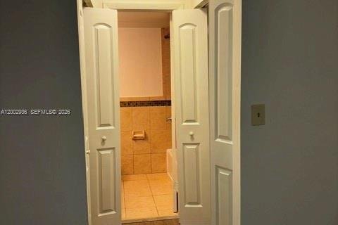 Снять в аренду кондоминиум в Мирамар, Флорида 2 спальни, 76.18м2, № 2066443 - фото 10