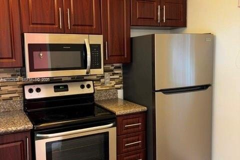 Снять в аренду кондоминиум в Мирамар, Флорида 2 спальни, 76.18м2, № 2066443 - фото 6