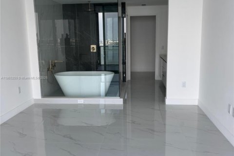 Copropriété à louer à Miami, Floride: 3 chambres, 162.58 m2 № 1897087 - photo 5