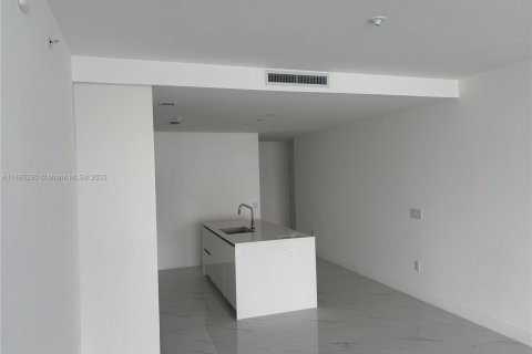 Copropriété à louer à Miami, Floride: 3 chambres, 162.58 m2 № 1897087 - photo 3