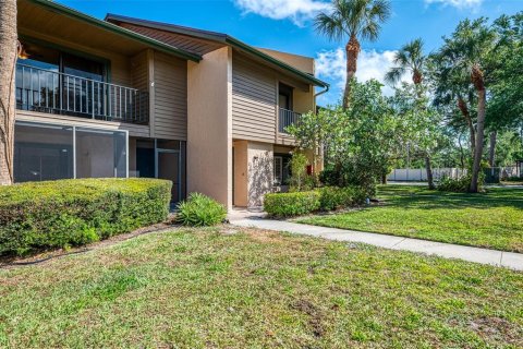 Townhouse in Sarasota, Florida 3 bedrooms, 143.53 sq.m. № 1780488 - photo 1