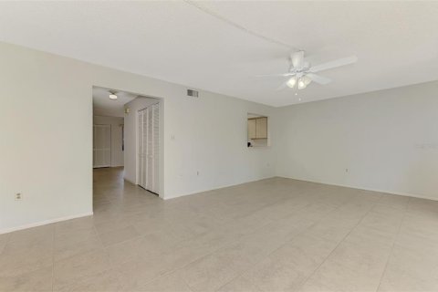 Touwnhouse à vendre à Sarasota, Floride: 3 chambres, 143.53 m2 № 1780488 - photo 23