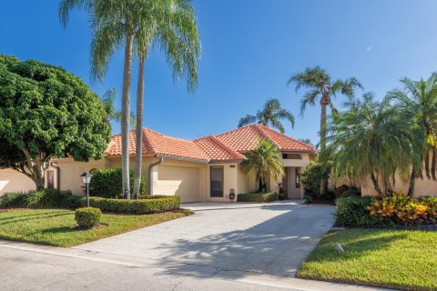Casa en Palm City, Florida 3 dormitorios, 149.67 m2 № 2429746