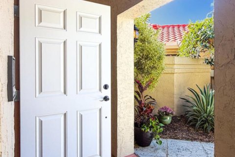 Casa en venta en Palm City, Florida, 3 dormitorios, 149.67 m2 № 2429746 - foto 5