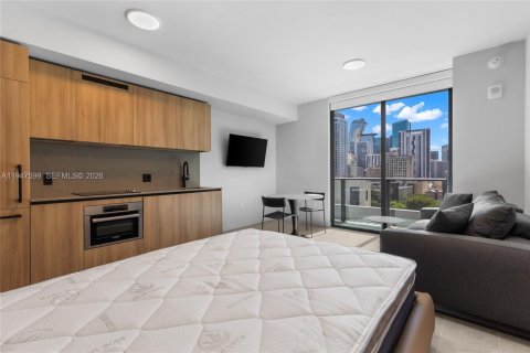 Condo in Miami, Florida  № 2005043 - photo 6