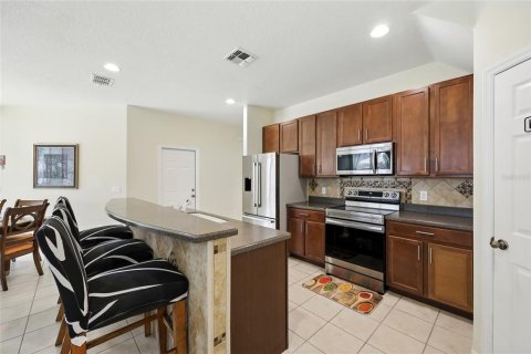 Casa en venta en Kissimmee, Florida, 4 dormitorios, 191.47 m2 № 1903830 - foto 12