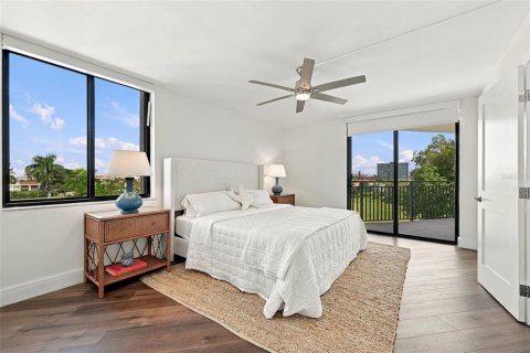 Copropriété à vendre à Saint Petersburg, Floride: 3 chambres, 170.01 m2 № 2425697 - photo 24