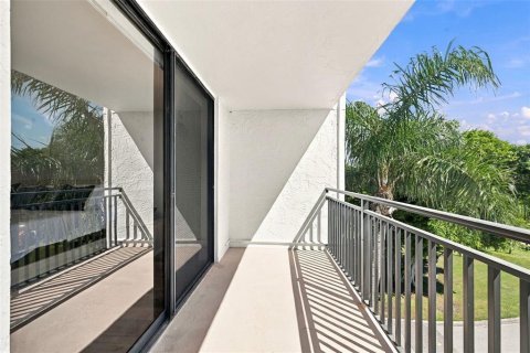 Copropriété à vendre à Saint Petersburg, Floride: 3 chambres, 170.01 m2 № 2425697 - photo 5