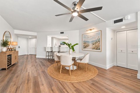 Copropriété à vendre à Saint Petersburg, Floride: 3 chambres, 170.01 m2 № 2425697 - photo 8