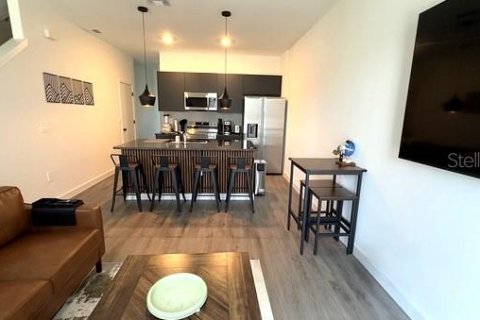 Townhouse in Kissimmee, Florida 3 bedrooms, 126.81 sq.m. № 2166671 - photo 13