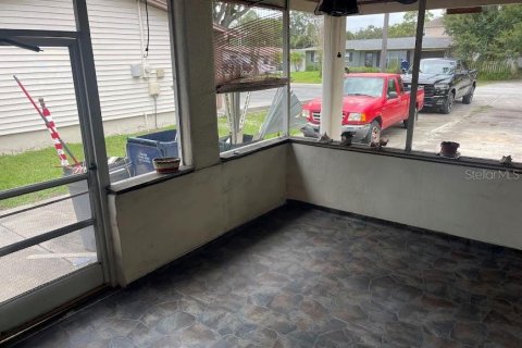 House in Tampa, Florida 3 bedrooms, 109.62 sq.m. № 1808414 - photo 19