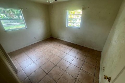 House in Tampa, Florida 3 bedrooms, 109.62 sq.m. № 1808414 - photo 11