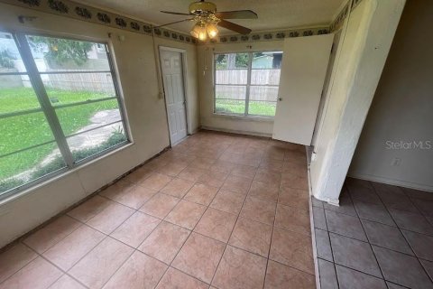 House in Tampa, Florida 3 bedrooms, 109.62 sq.m. № 1808414 - photo 15